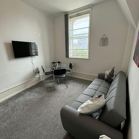 City Center Gem- Flat For 6 In Sheffield Gs404 Kültér fotó