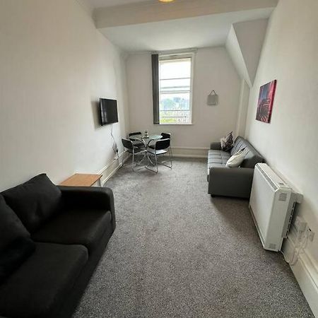 City Center Gem- Flat For 6 In Sheffield Gs404 Kültér fotó