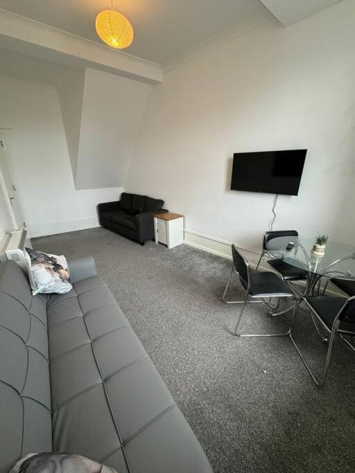 City Center Gem- Flat For 6 In Sheffield Gs404 Kültér fotó
